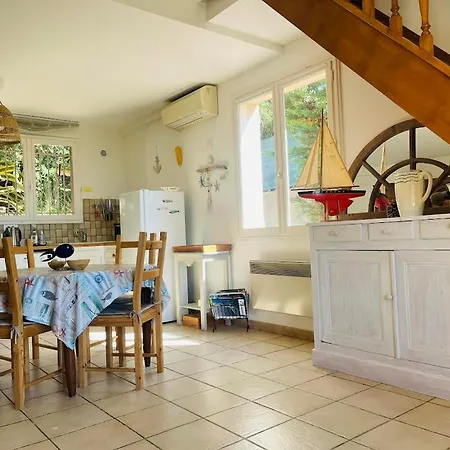 Nyaraló Ma Maison De En Famille, Vue Mer, Proche